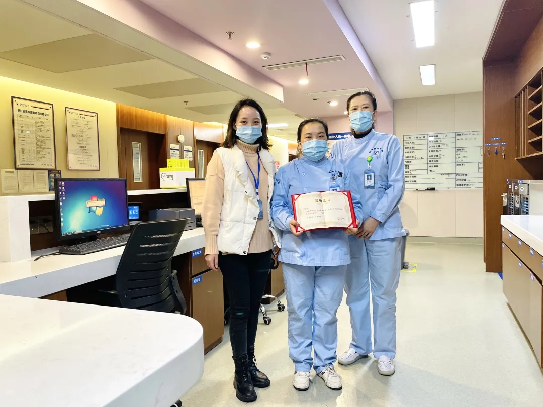 2.webp.jpg 2.webp.jpg