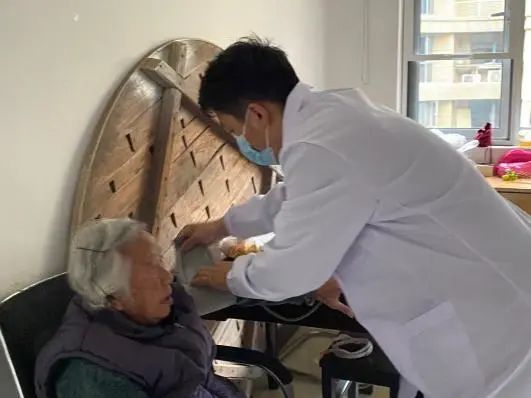 杭州城东医院,健康义诊,公益,重阳 杭州城东医院,健康义诊,公益,重阳