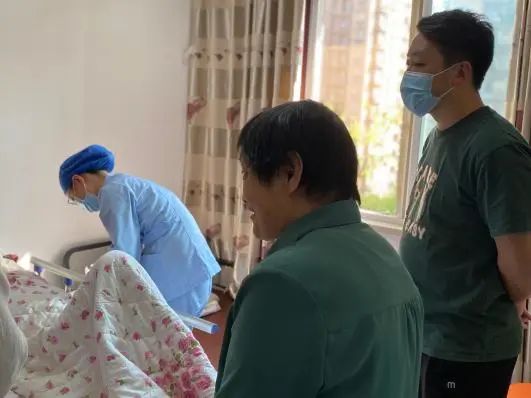 杭州城东医院,健康义诊,公益,重阳 杭州城东医院,健康义诊,公益,重阳