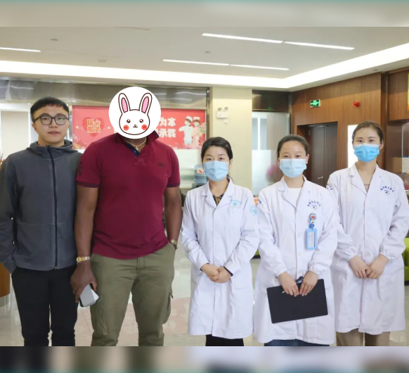 外国友人来院体检，点赞服务质量