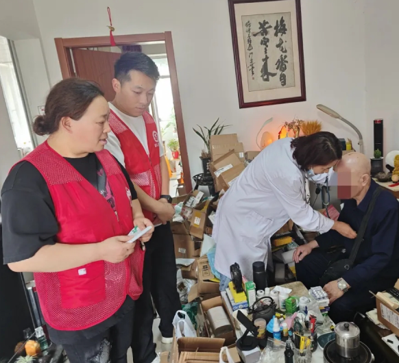 九爱暖万家丨杭州城东医院“九爱万家”医疗、生活双守护走进社区